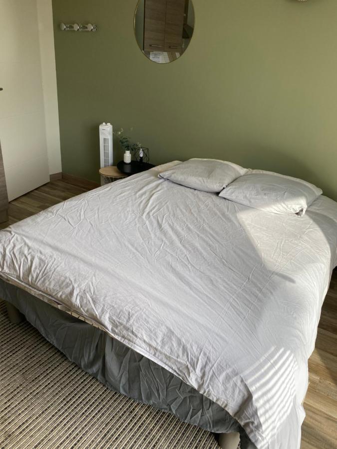 Legend- Parking Prive Gratuit- Terrasse Privee- Wifi - Convert - Alimentec Bourg-en-Bresse Luaran gambar